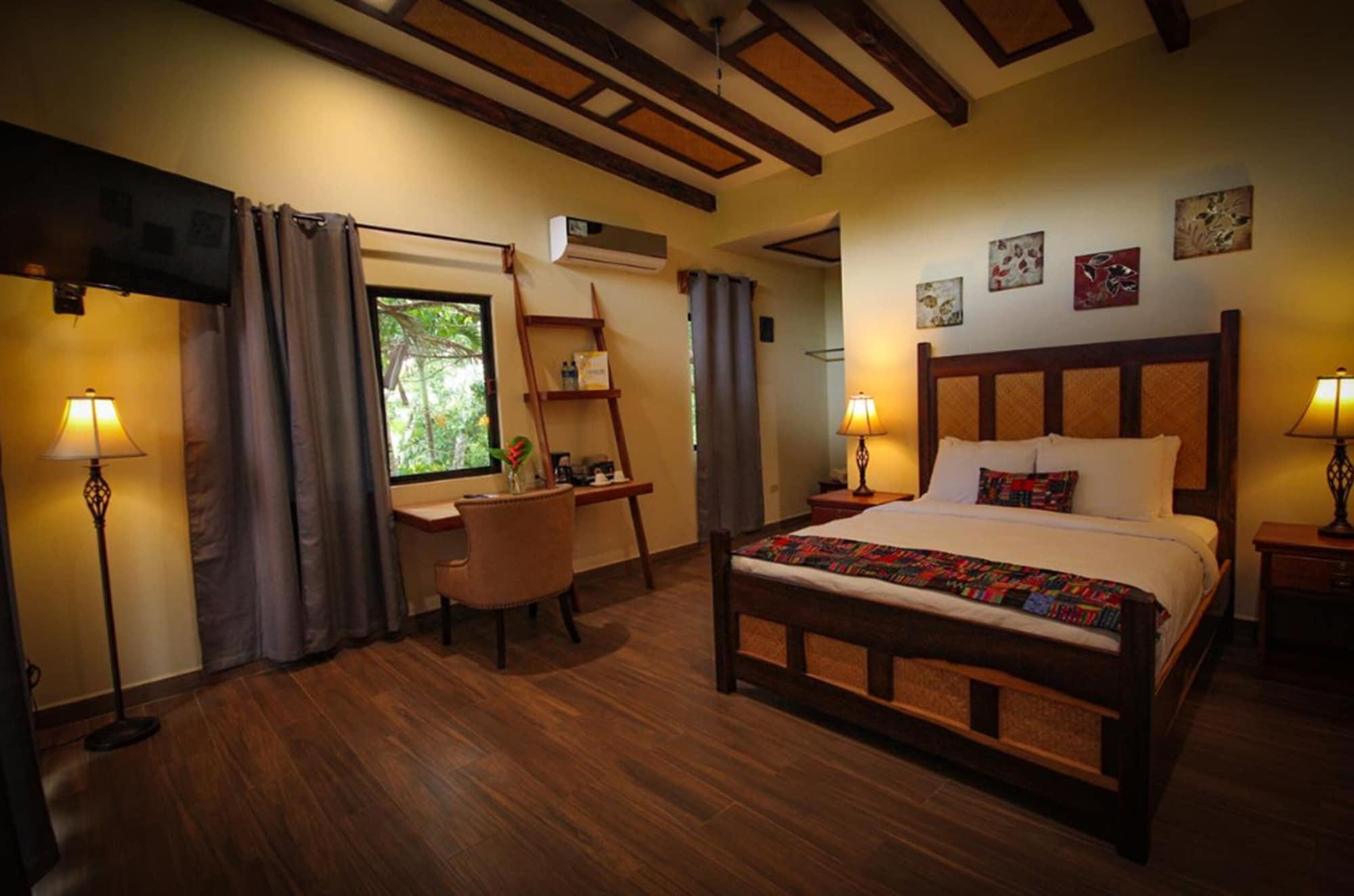 Windy Hill Resort San Ignacio Esterno foto