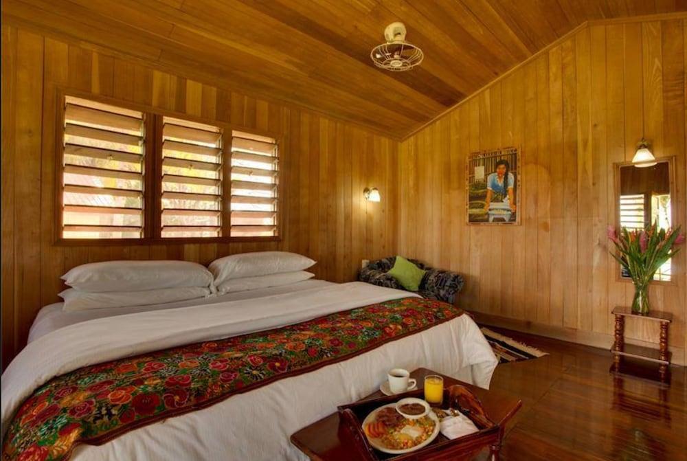 Windy Hill Resort San Ignacio Esterno foto
