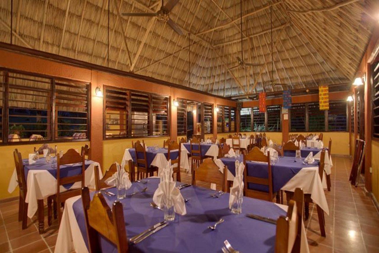 Windy Hill Resort San Ignacio Esterno foto